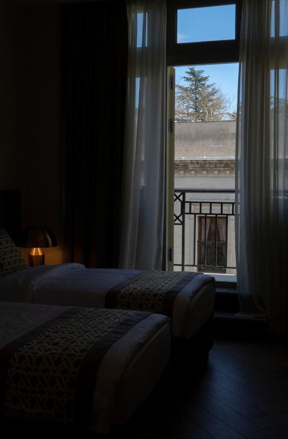 Grand Opera Hotel คูทายสิ ภายนอก รูปภาพ