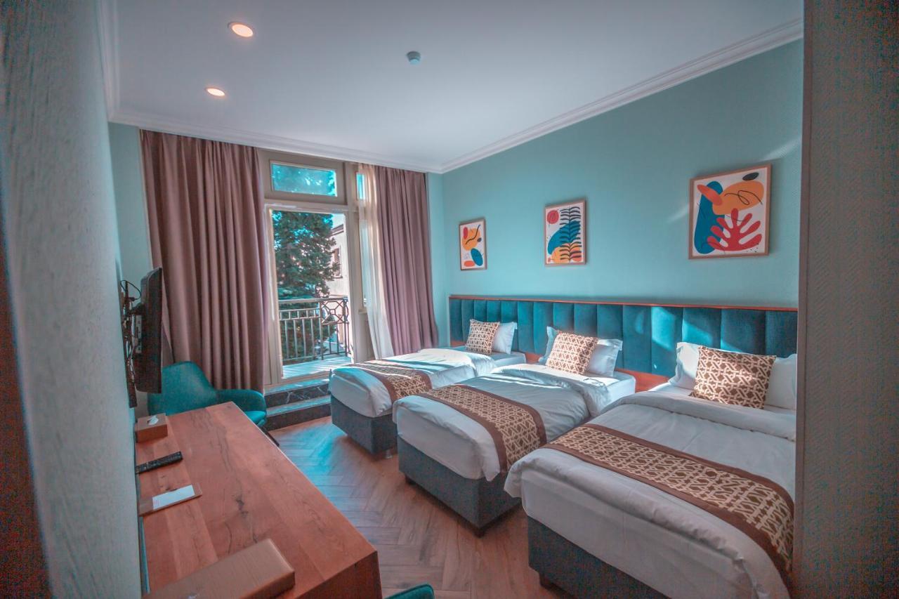Grand Opera Hotel คูทายสิ ภายนอก รูปภาพ